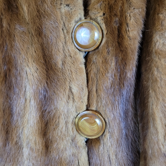 VINTAGE | fur button up fully lined coat - Picture 2 of 5